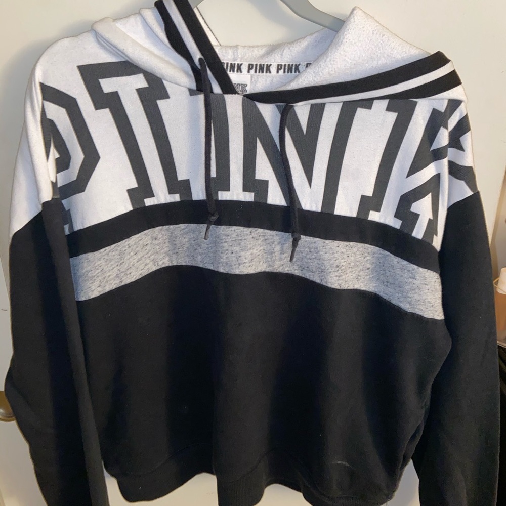 VS PINK soft sweatshirt!